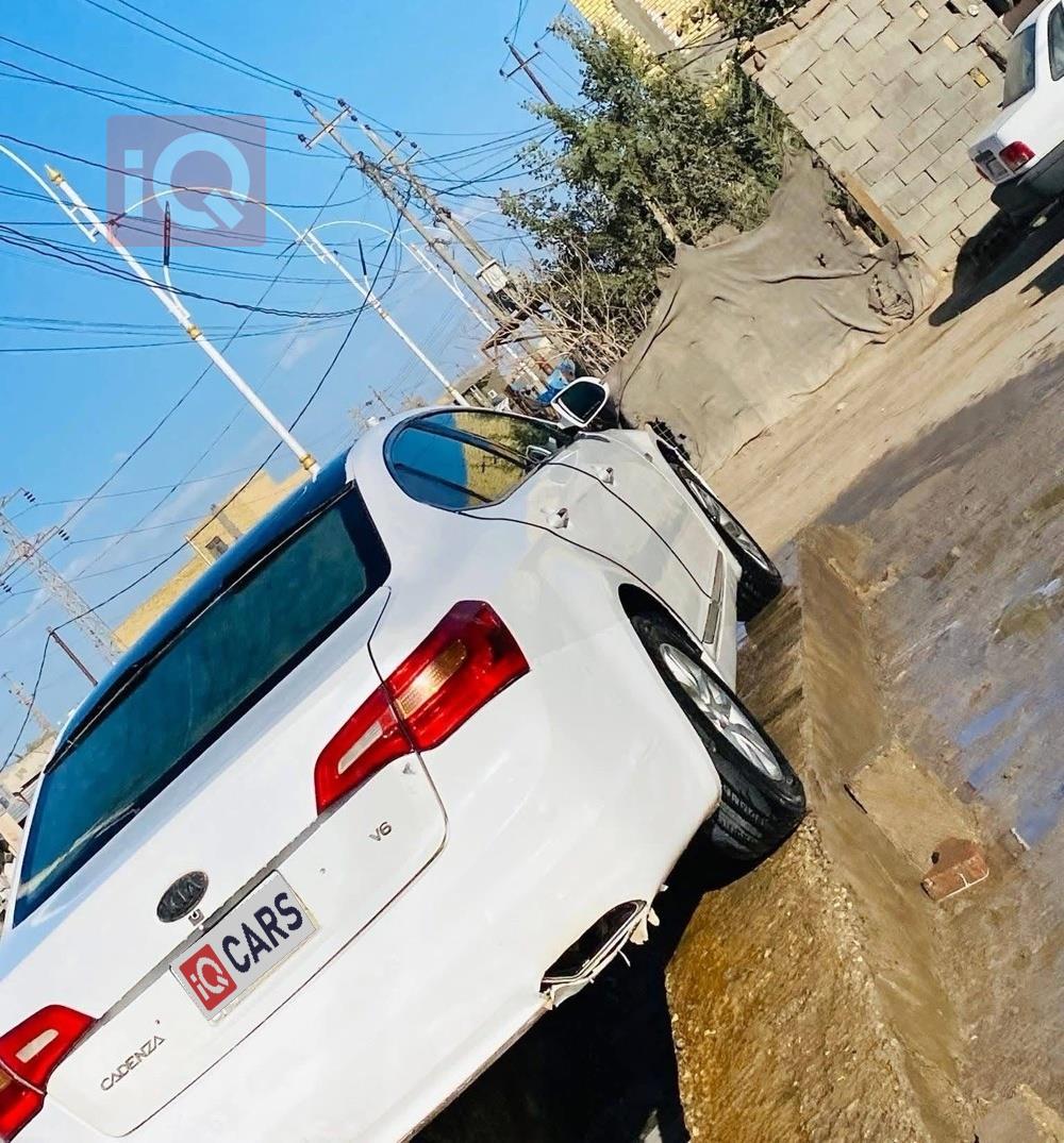 كيا كادينزا